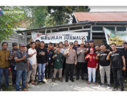 Kapolda Sulteng Kunjungi Rumah Jurnalis untuk Pererat Hubungan dengan Wartawan.