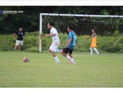 Laga Silaturahmi Sepak Bola ASN Parimo Vs ASN Touna : Wabup Badrun Nggai Jadwalkan Kunjungan Balasan