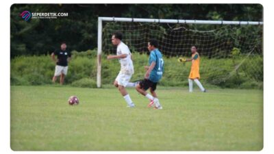 Laga Silaturahmi Sepak Bola ASN Parimo Vs ASN Touna : Wabup Badrun Nggai Jadwalkan Kunjungan Balasan