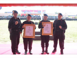 HUT ke-78 Korps Brimob, Kapolda dan Wakapolda Sulteng Diangkat Jadi Warga Kehormatan