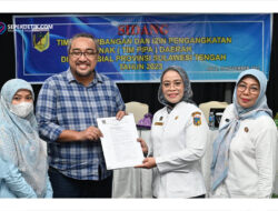 Sekprov Terenyuh Saat Buka Sidang PIPA