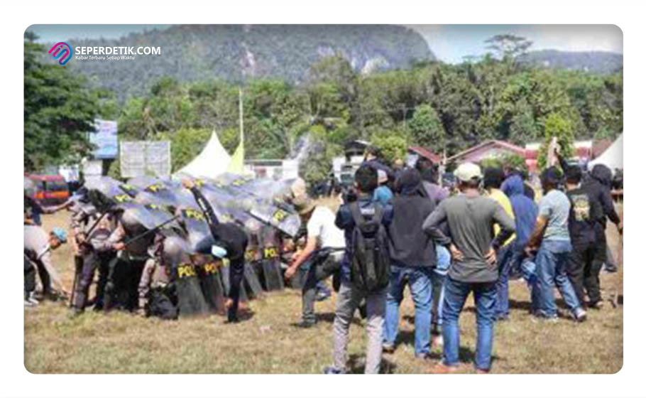 Polres Morowali Utara gelar Simulasi Sistem Pengamanan Kota (Sispamkota) Operasi Mantap Brata 2023-2024 dalam rangka kesiapan Pengamanan Pemilu serentak tahun 2024. FOTO : Istimewa