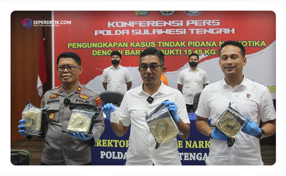 Ditresnarkoba Polda Sulteng tangkap Kurir Pembawa sabu 15,450 Kg | Foto : Istimewah