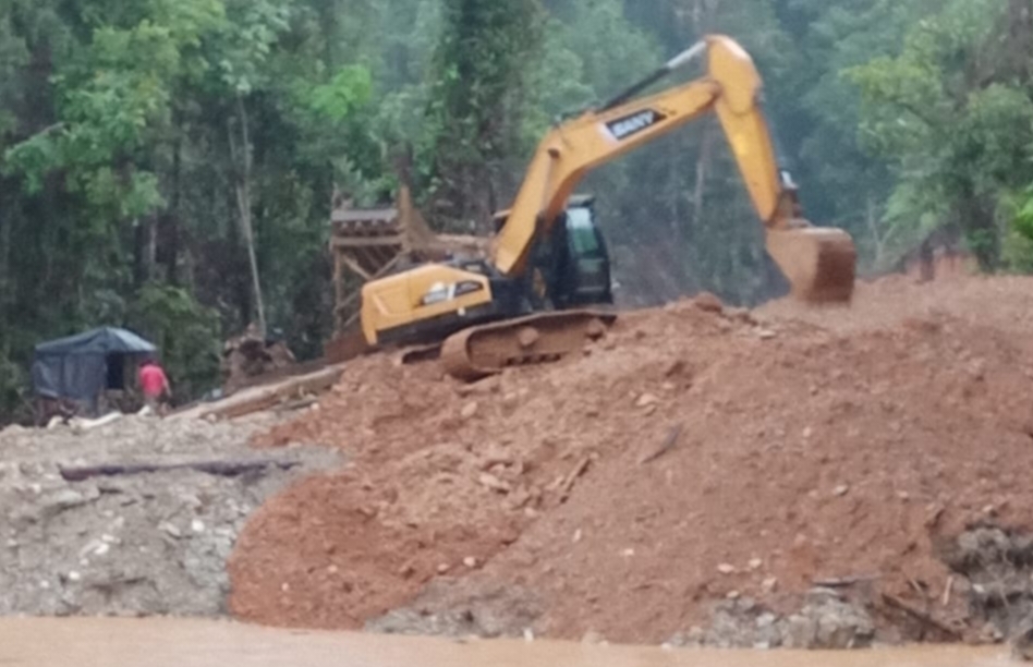 Aktivitas PETI Di hulu sungai Taopa