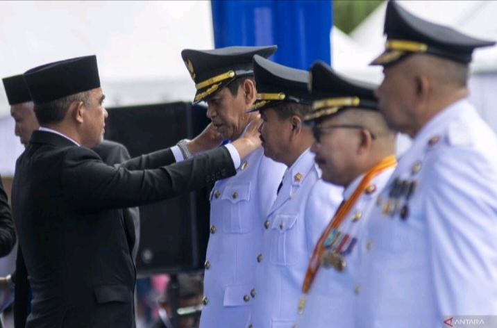 Gubernur sulteng