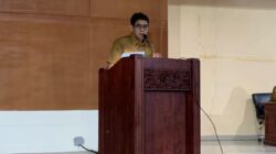 Bupati Parimo Paparkan Raperda APBD Tahun 2024 Pada Paripurna DPRD Parimo