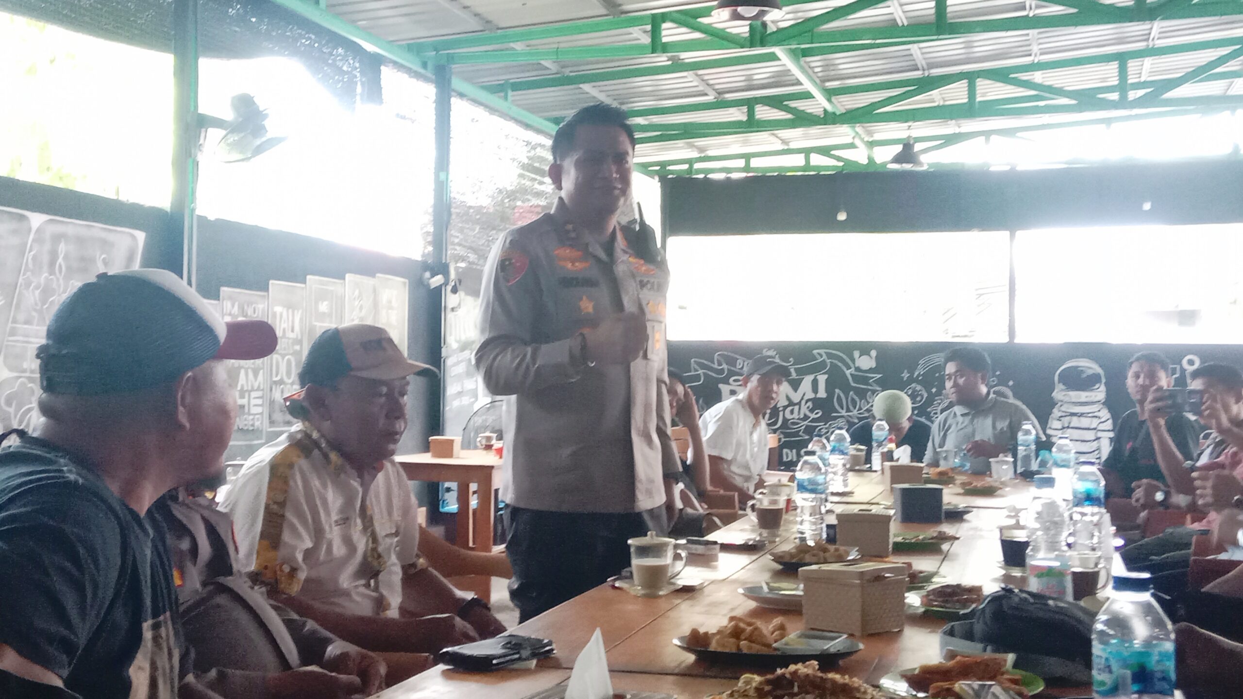 Ngopi Bareng Wartawan, Kapolres Parimo Bahas Kondusivitas dan Peran Media