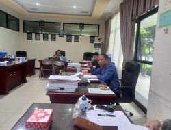 15 Ribu Siswa Parimo Terima Seragam Sekolah Gratis Lewat Program ‘Cerdas’